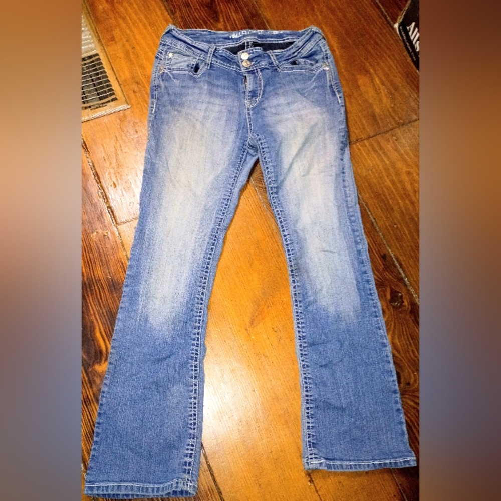 NWT- Wallflower Jeans The Luscious Curvy‎ Fit Bootcut